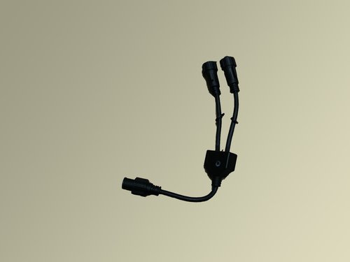 Winglinks Y-connector black cable IP65